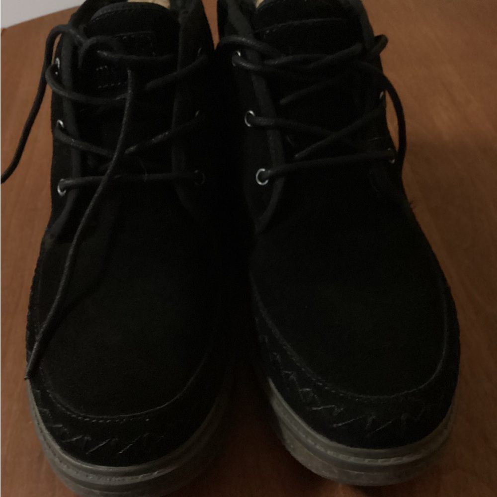 Earth Origins Black Suede Faux Fur Lined Ankle Boots